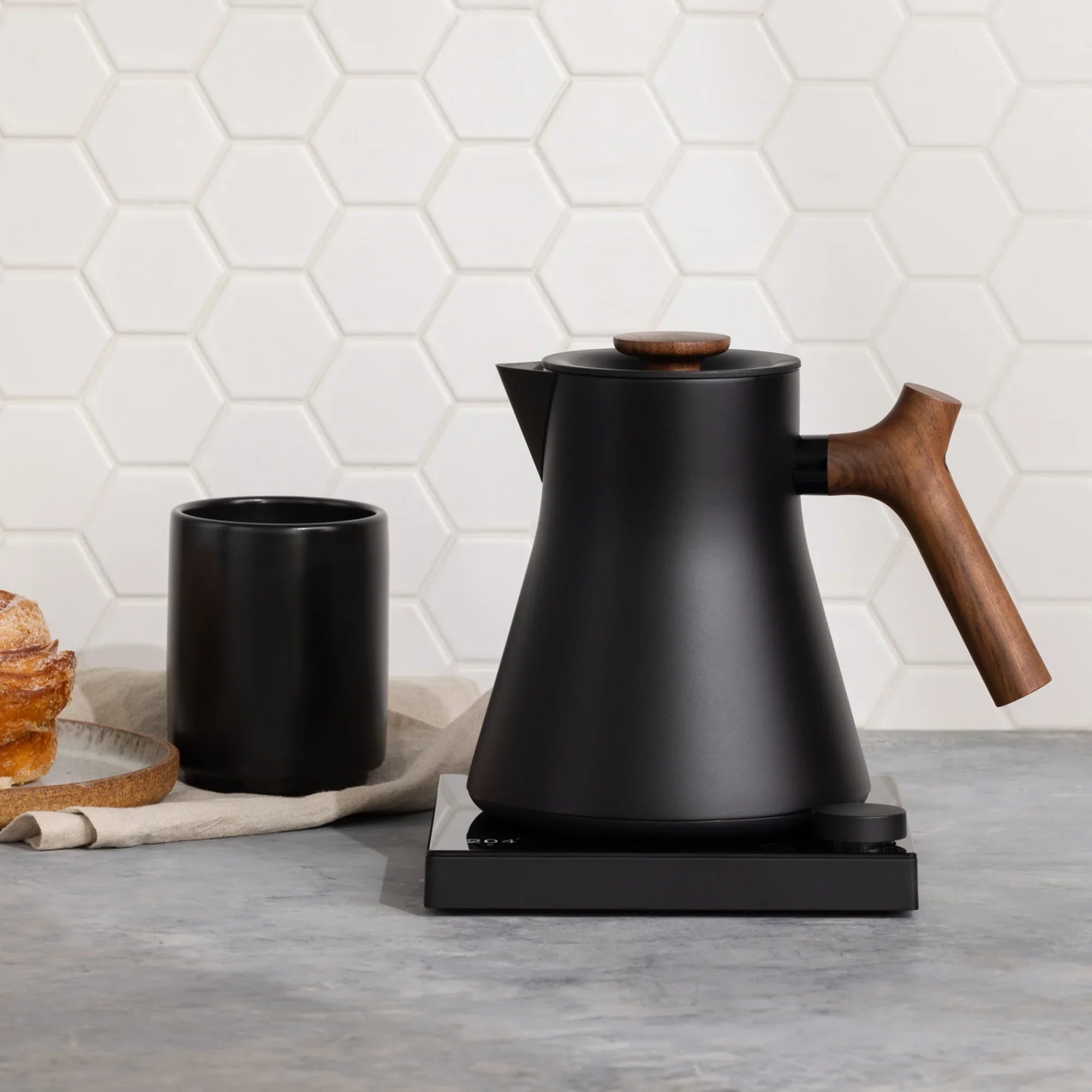 Corvo EKG Pro Electric Kettle | Studio Edition